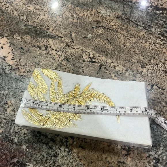 White and Gold Decorative Vase - Picture 8 of 9